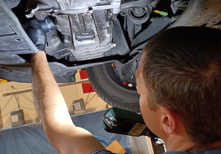 manutenzione motore auto