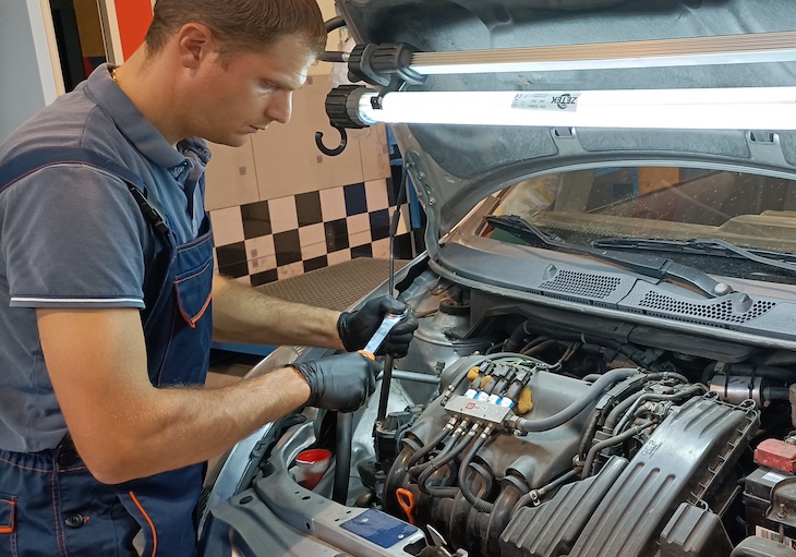 riparazioni motore interno