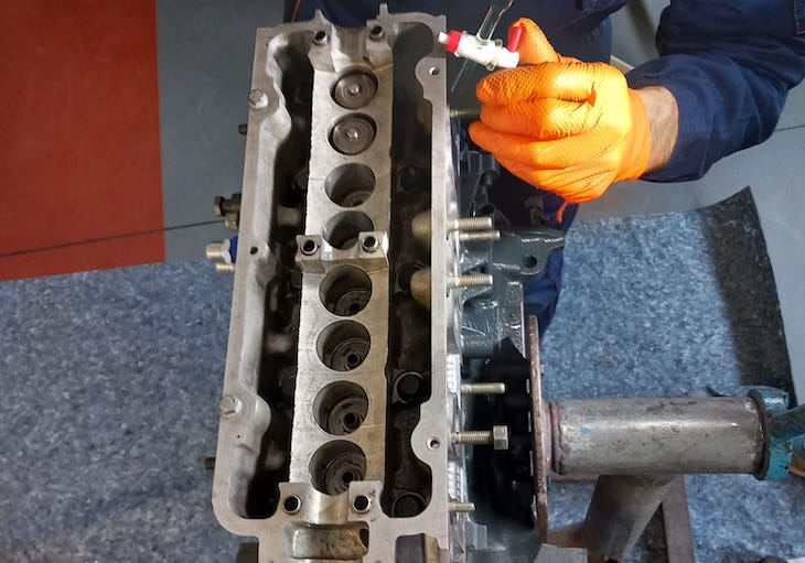 preparazione auto da corsa