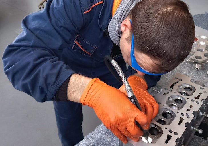 preparazione auto da corsa