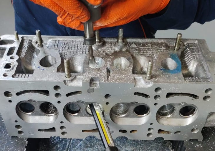 preparazione auto da corsa