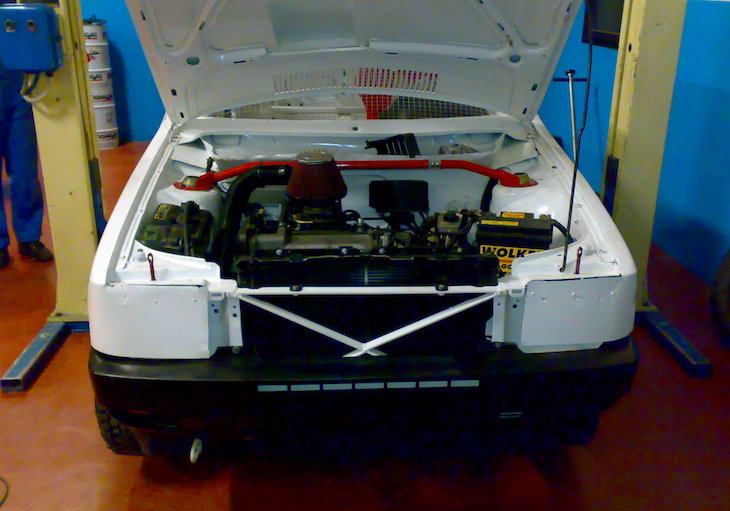 preparazione auto da corsa